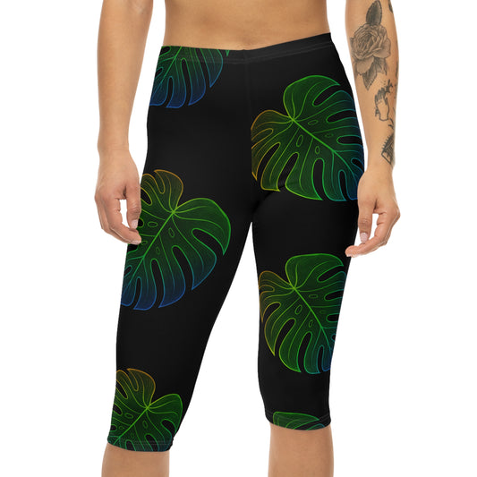 Women’s Capri Leggings (AOP)