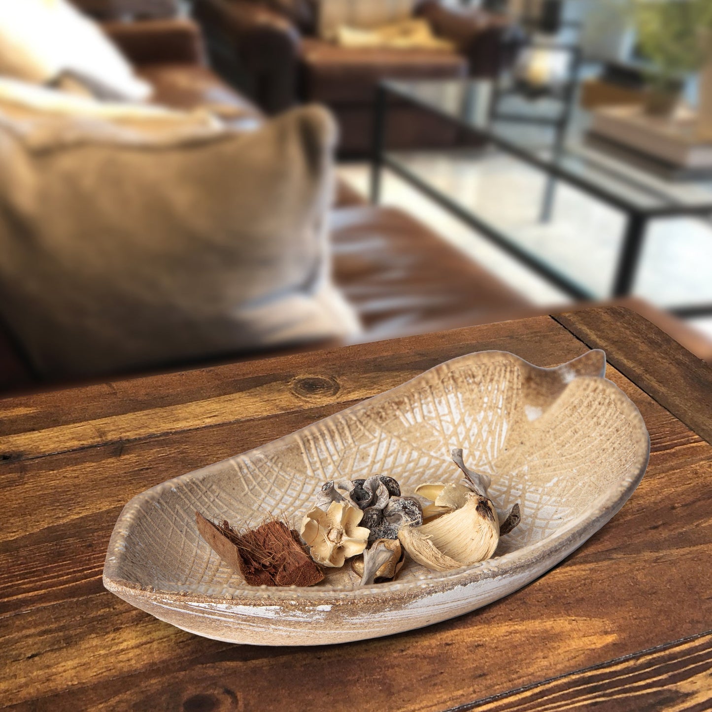 422 - Wood Leaf Shaped Tray Decorative Serving Platter Plate Dish Key Bowl Entryway