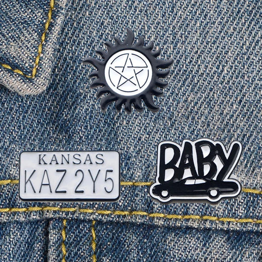 DZ1104 Cool TV Show Enamel Pins Brooches Backpack Badge Lapel Jewelry Gifts